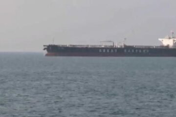 Strait of Hormuz: 18 crude oil, LPG laden Indian-flagged ships stranded in waterway, New Delhi weighs evacuation