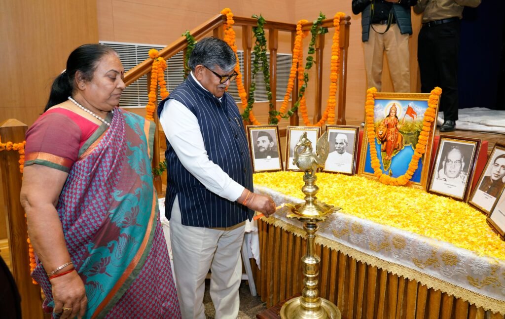 Governor Kataria Celebrates Bihar Foundation Day; Highlights Spiritual Bond with Punjab