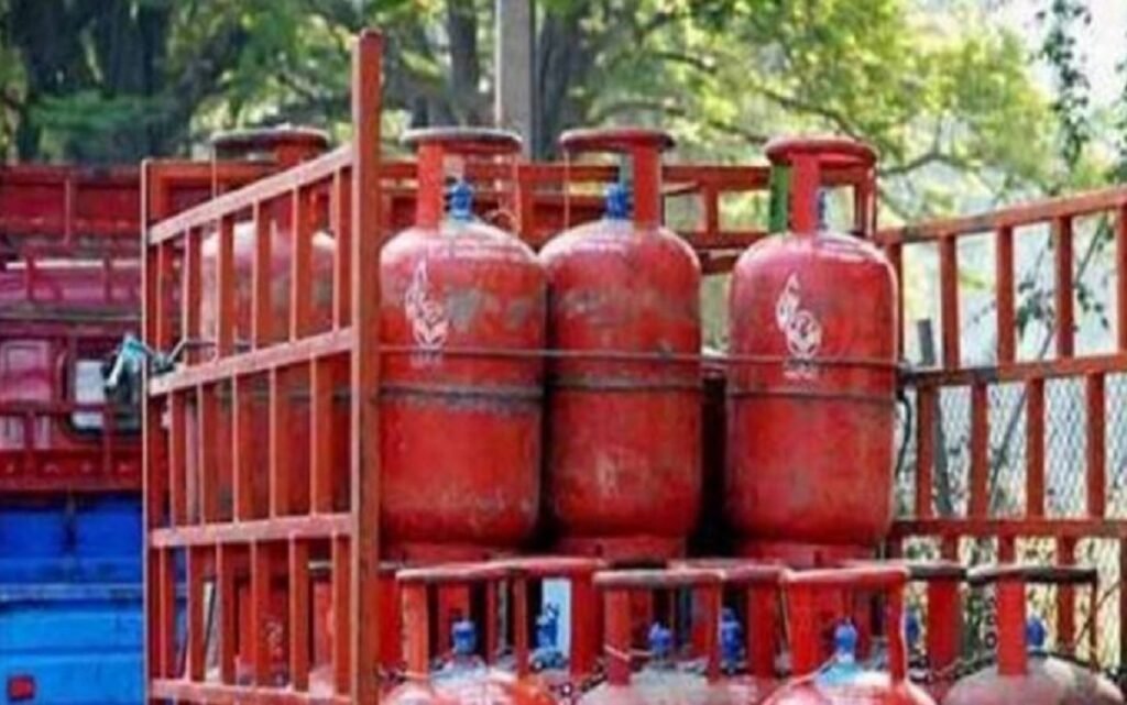 Sikkim Establishes District Control Rooms to Regulate LPG Distribution Amid Energy Crisis