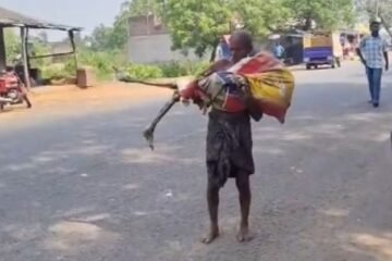 Odisha Man Carries Sister’s Skeleton to Bank Over Withdrawal Row, Sparks Outrage