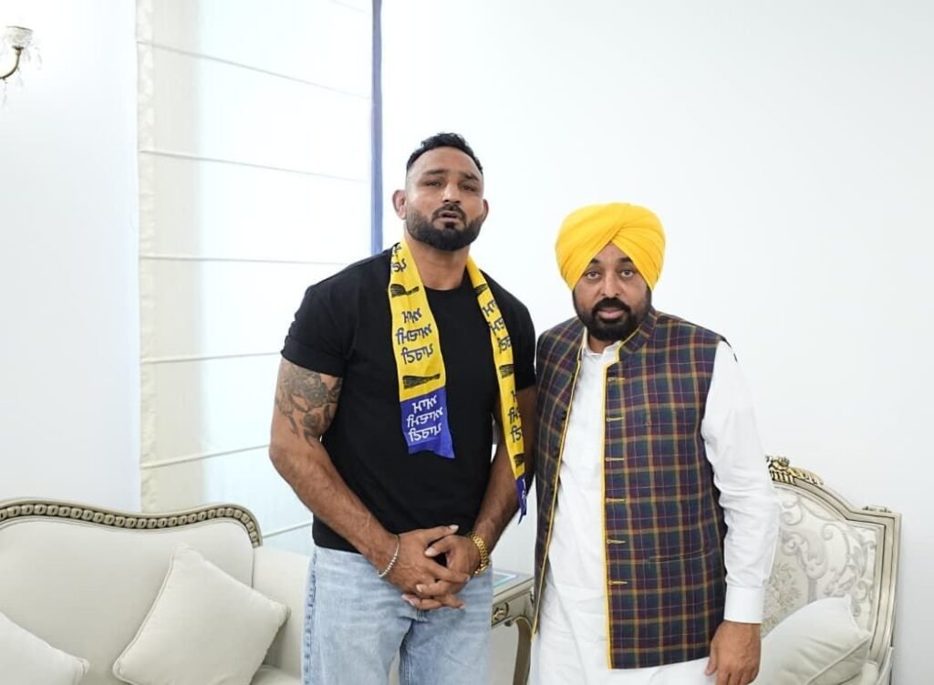 International Kabaddi Star Pala Jalalpuria Joins Aam Aadmi Party