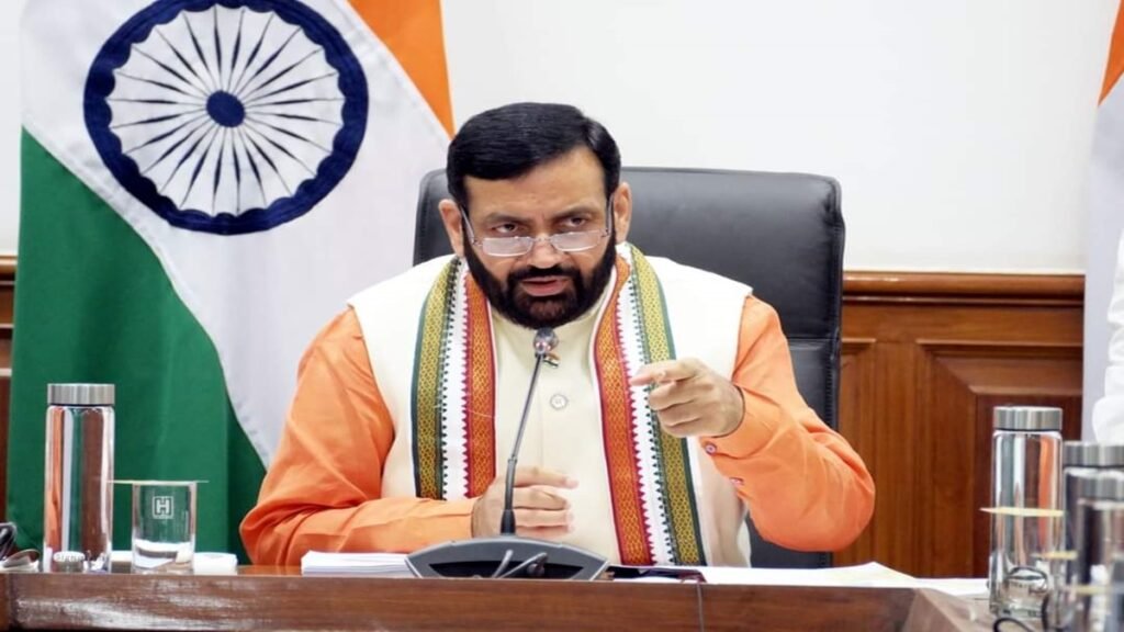 Haryana CM orders completion of drain desilting before monsoon; mandates green embankments