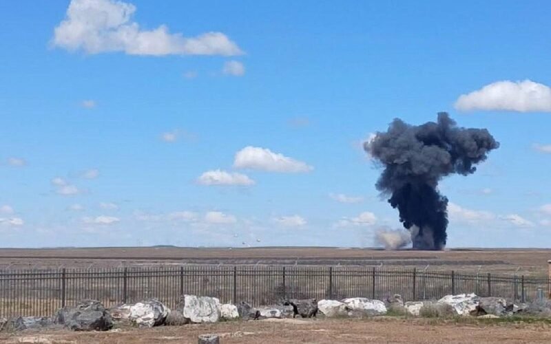 Disaster Averted as US Navy Jets Collide During Idaho Air Display, Crew Survives