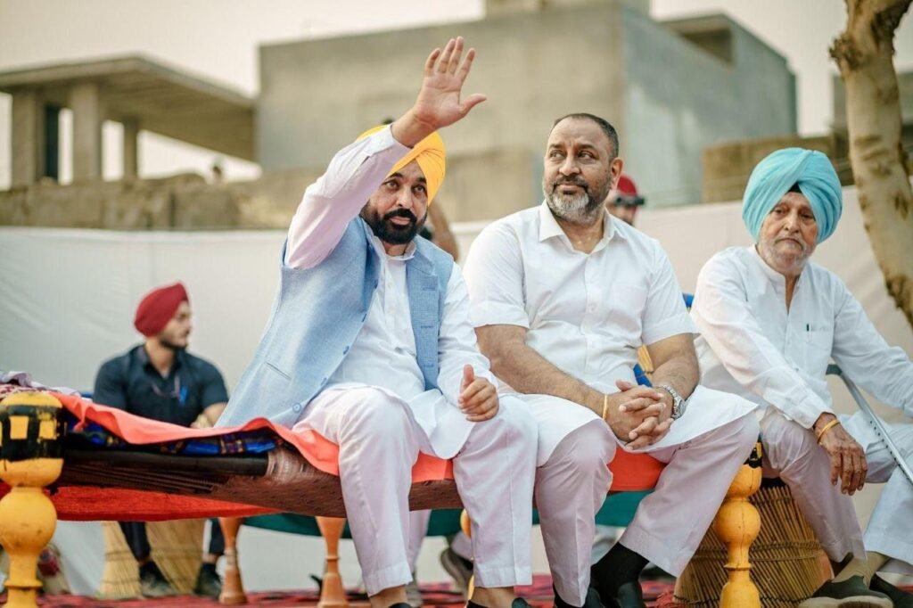 CM Bhagwant Singh Mann Vows to Shield Punjab From Divisive Forces and Highlights Educational Success at Sri Muktsar Sahib Lok Milni