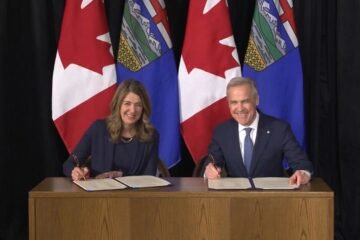 Alberta, Canada Advance New West Coast Oil Pipeline to Asian Markets