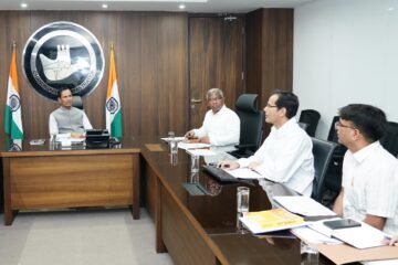 Chief Secretary Reviews Excise & Taxation Department, Chandigarh Targets Over 1000 Crore Excise Revenue