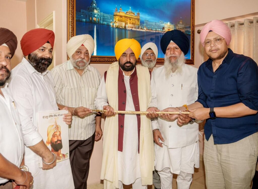Punjab CM Bhagwant Mann Urges Nationwide Adoption of Strict Sacrilege Laws During Visit to Takht Sri Patna Sahib