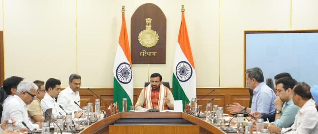 Haryana Chief Minister Issues Strict Directives in Review Meeting for “Mhari Sadak” Application