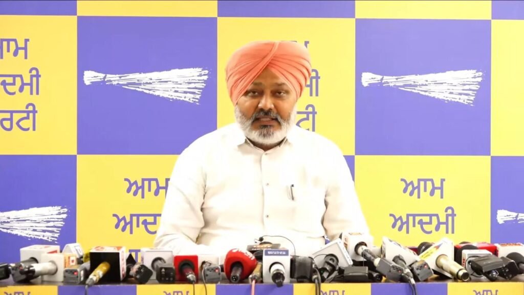 AAP Blasts Central Government Over Spiralling Fuel Prices Ahead of Punjab Local Body Polls