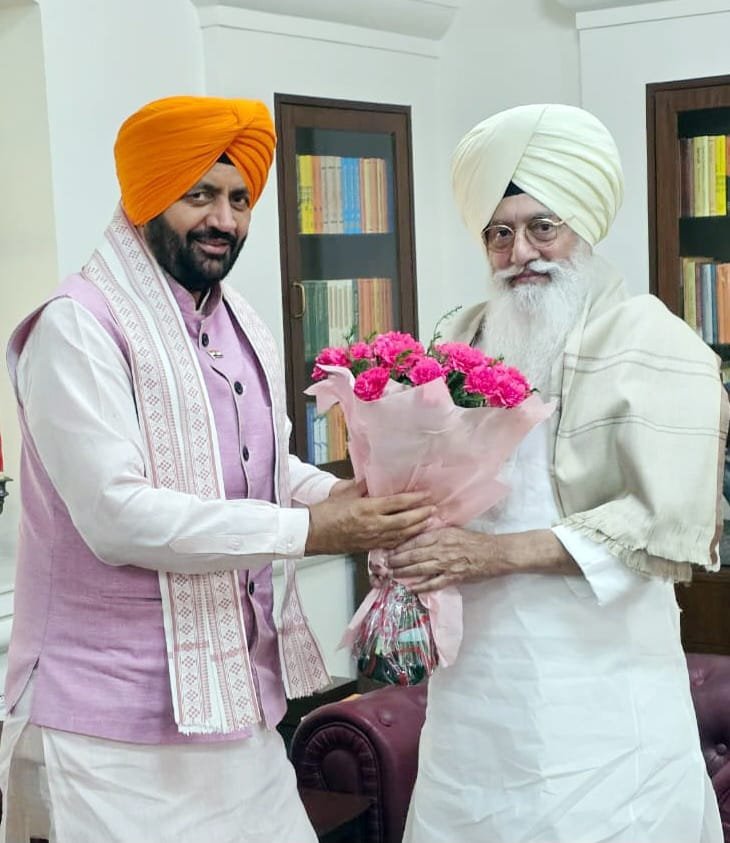 Haryana Chief Minister Nayab Singh Saini Holds Courtesy Meeting with Dera Radha Swami Beas Chief Baba Gurinder Singh Dhillon