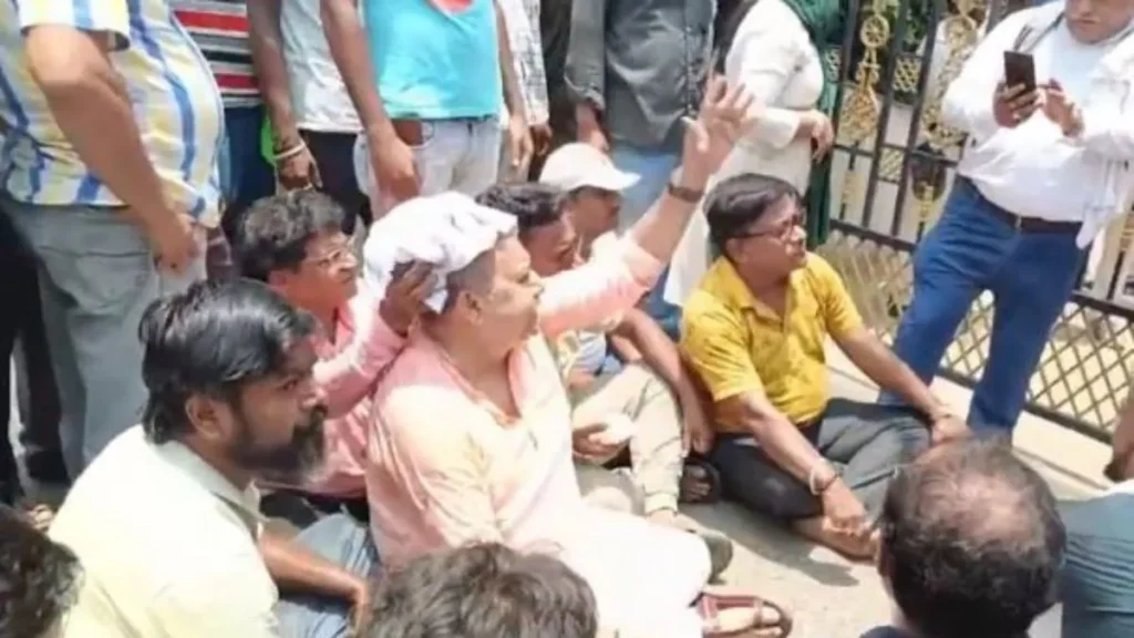 TMC Lok Sabha Chief Whip Kalyan Banerjee Attacked in West Bengal’s Hooghly District Following Assault on Abhishek Banerjee