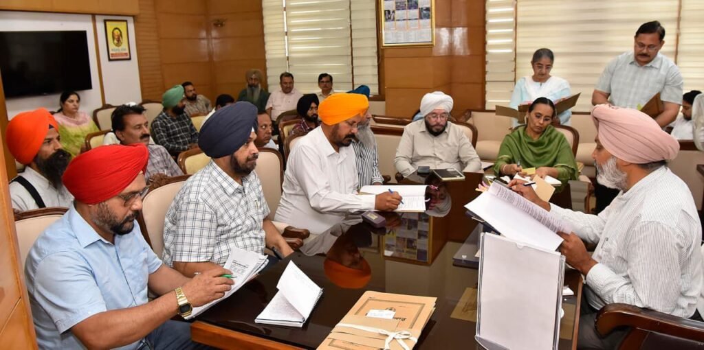 Punjab Launches Massive Pre-Monsoon Sewerage Cleaning Drive to Prevent Waterlogging
