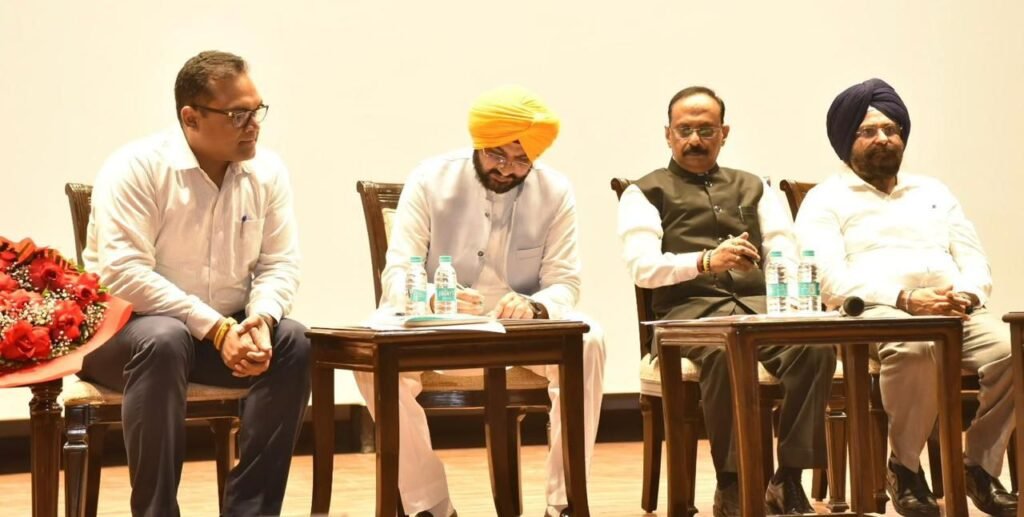 Retired IAS Officer Sanjay Gupta Takes Charge as Chairperson of Punjab State Electricity Regulatory Commission