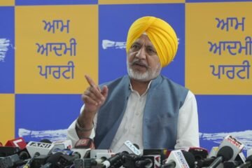 Sukhbir Badal Admitted Responsibility for Behbal Kalan Firing in Front of Akal Takht, Claims AAP