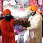 Haryana CM Nayab Singh Saini Seeks Blessings from Mahant Shri Brahma Das Ji Maharaj