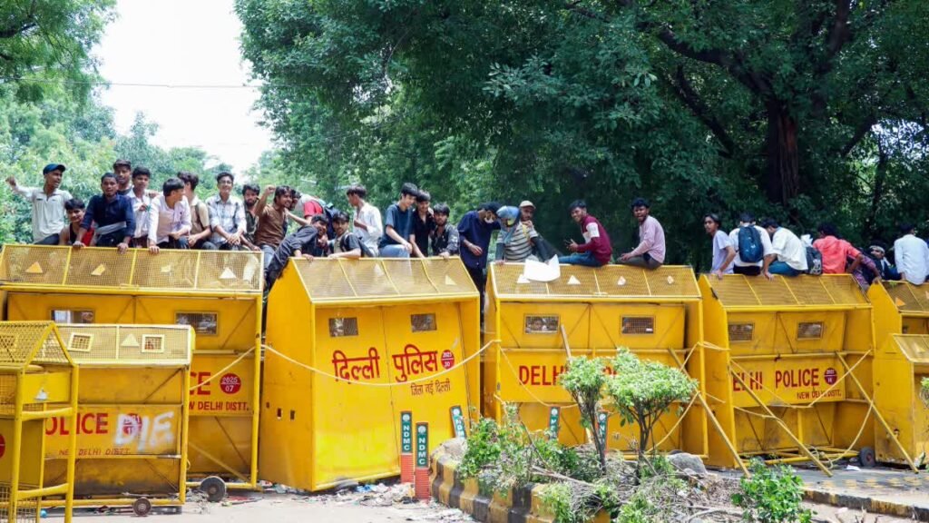 Delhi Tightens Security as CJP Protest Enters Fourth Day, Metro Curbs Continue