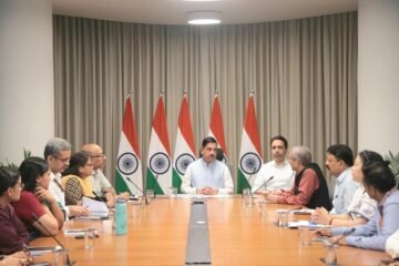 Prahlad Joshi Formally Takes Over as Union Education Minister Amid Push for Examination Reforms