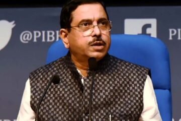 Union Minister Pralhad Joshi Stepped Up to Lead Education Portfolio After Dharmendra Pradhan Quits