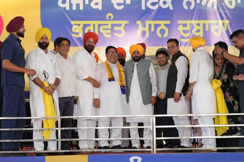 Congress Suffers Major Defection as Veteran Leader Thakur Balraj Singh Joins AAP in Punjab