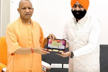 Uttar Pradesh Sikh Gurdwara Coordination Committee Delegation Meets Chief Minister Yogi Adityanath