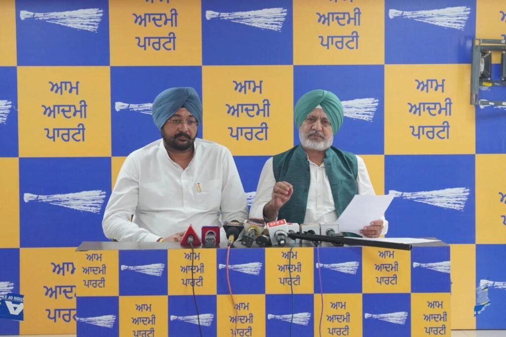 AAP Accuses Congress of Orchestrating Attack on CM Tirath Yatra Bus in Amritsar