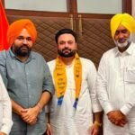 Shiromani Akali Dal Youth Leader Hanish Bansal Joins Aam Aadmi Party in Mansa