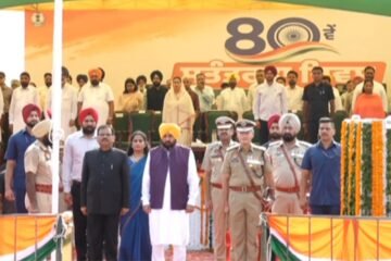 Punjab Remembers Freedom Fighters and Partition Victims as CM Bhagwant Mann Leads Independence Day Observance in Ferozepur