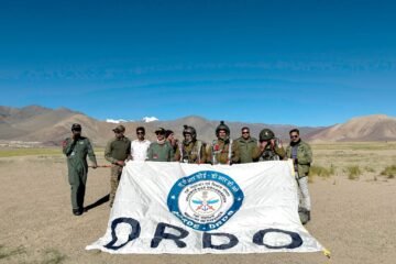 DRDO Tests Indigenous Military Combat Parachute System at 22,000 Feet in Extreme High-Altitude Trial