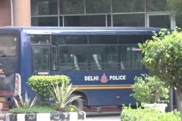 Satyendar Jain Brought to ACB Office as Probe Into STP Tender Case Continues
