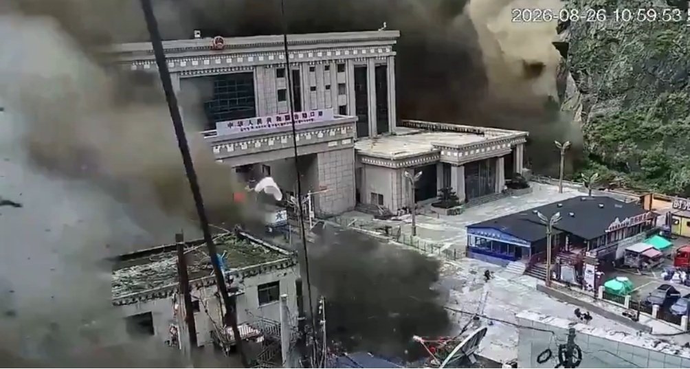 CCTV Captures China-Nepal Border Flood Horror as Massive Deluge Leaves 160 Dead, Hundreds Missing