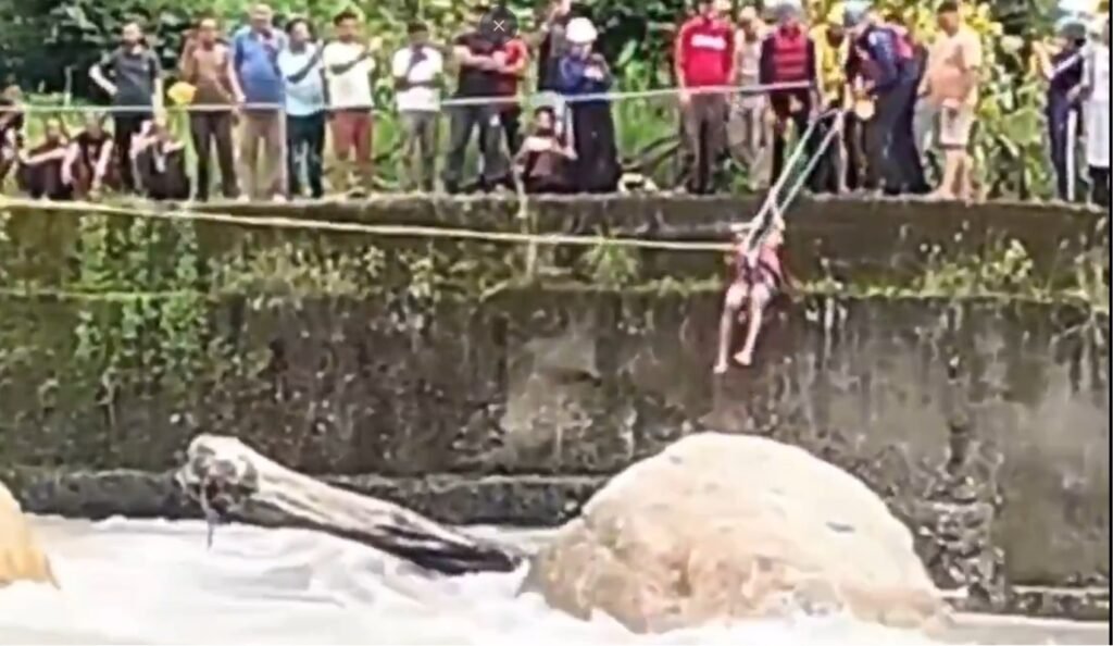 Joint Rescue Operation Saves Labourer From Yamuna River in Uttarkashi