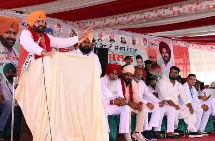 CM Nayab Singh Saini Joins PM’s Anti-Drug Campaign from Kotkapura, Targets Punjab Govt