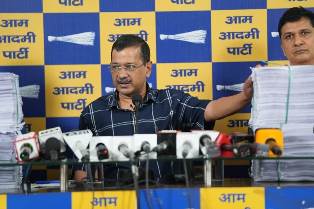 Arvind Kejriwal Urges Delhi Government to Extend Women’s Scheme Benefits Without Conditions