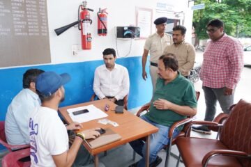 Chandigarh’s Deputy Commissioner Inspects Special Camps for Electoral Services