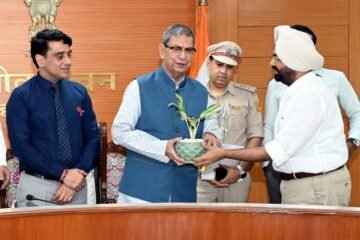 Haryana Governor Directs Deputy Commissioners to Intensify TB Elimination Efforts Across Districts