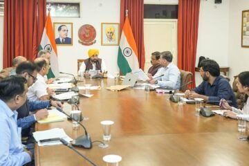 CM Bhagwant Mann Orders Statewide Awareness Drive For Sehat Yojna, Aam Aadmi Clinics