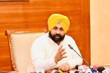 Punjab to Honour 75 Educators with State Teacher Awards on Teachers’ Day
