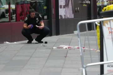 Times Square Knife Attack Leaves One Dead, Another Injured; Suspect Shot by NYPD