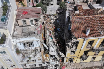 Six Killed in Athens Blast as Rescue Teams Recover Bodies From Collapsed Building
