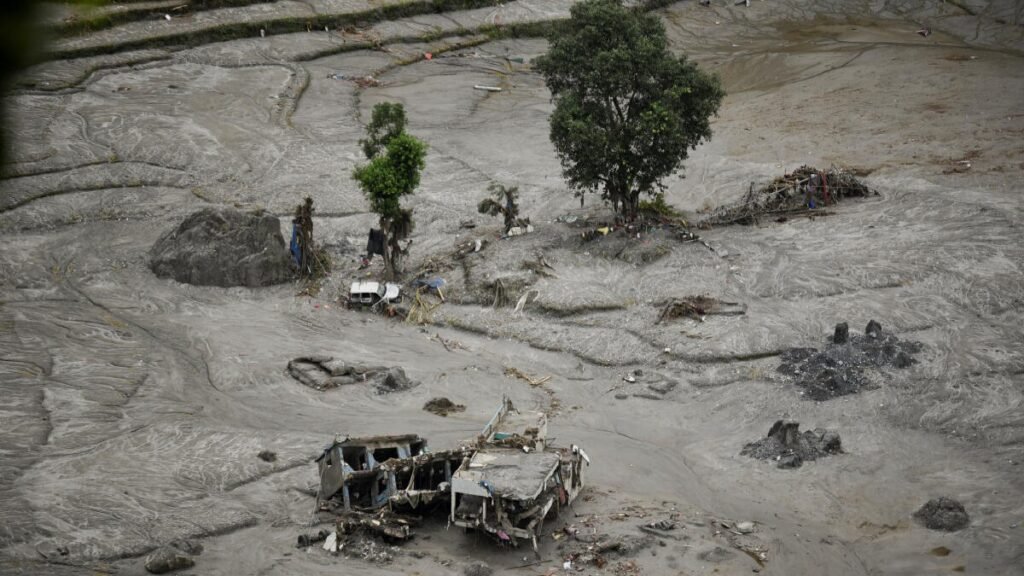 Nepal Flood Death Toll Climbs to 1,252 as Search for Missing Continues