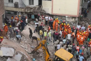 Delhi Building Collapse: 3 Dead As Satya Niketan PG Crashes Down