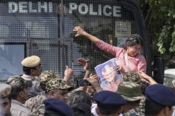 Delhi Police File Three FIRs After Jantar Mantar Protesters Demand CEC’s Exit