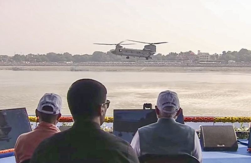 PM Narendra Modi Witnesses IAF’s ‘Wings Over Ganges’ Air Show as Fighter Jets Dazzle Varanasi