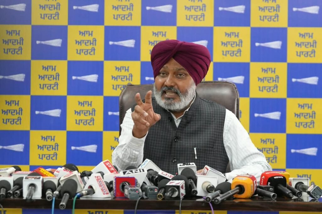 AAP Targets Newly Appointed Punjab Congress Chief Pargat Singh Over Past Record, Sacrilege Stance, and Ministerial Tenure