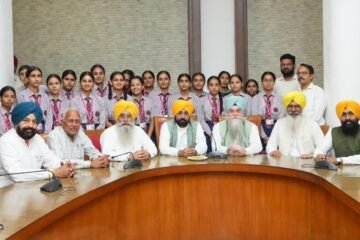Punjab Assembly Hosts Faridkot Students; CM Bhagwant Mann Urges Youth To Pursue Dreams Through Hard Work