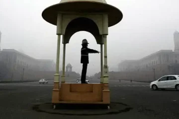 Delhi Records Coldest October Day in Four Years as Cyclone Arnab Weakens; IMD Issues Thunderstorm Alerts Across North India