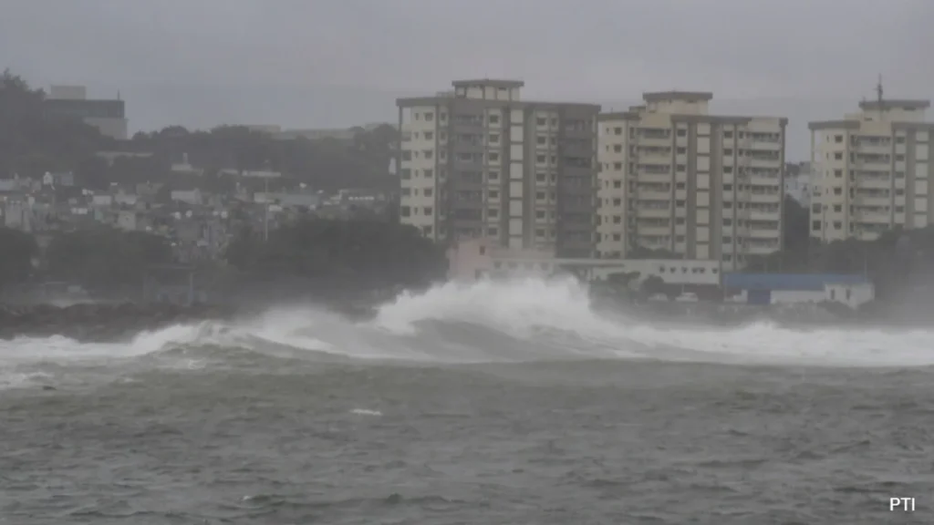 Cyclone Arnab Batters Andhra Coast as Landfall Continues; Four Rescued from Flooded Area