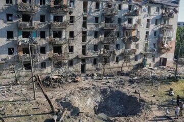 Russian Missile Strikes Hit Kyiv After Fresh Talks; Two Killed, 34 Injured, Says Zelenskyy